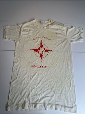Arrow Cream Short-Sleeve Tee with Red Festival Graphic